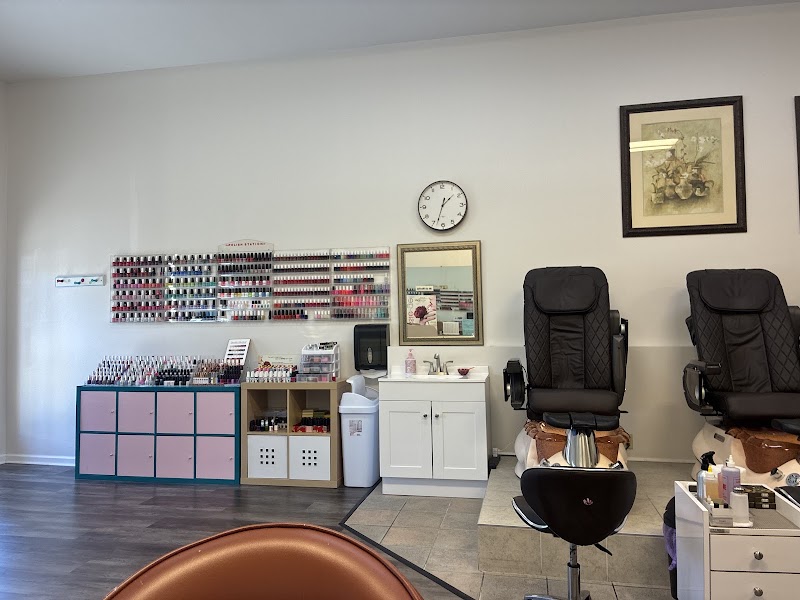 Young Nails & Spa Salon, nail salon in Milford, CT, photo 1 of 10